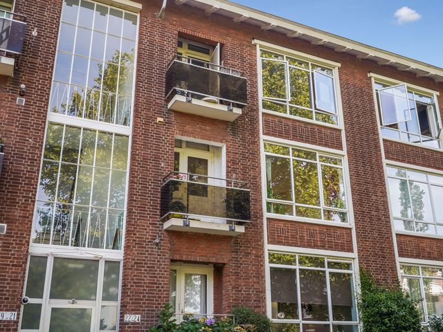 Louis Couperusstraat 23, Voorburg