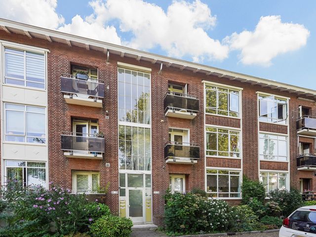 Louis Couperusstraat 23, Voorburg