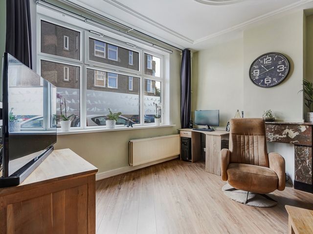 Uddelstraat 157, Den Haag