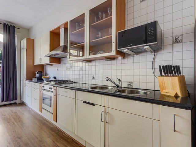 Uddelstraat 157, Den Haag