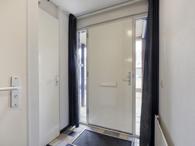 Dunantstraat 10, Roosendaal