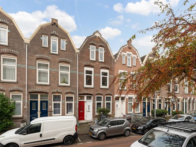 Van Oosterzeestraat 29B, Rotterdam