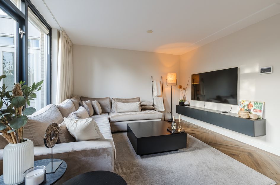 Burg. V. Dobben De Bruijnstraat 38