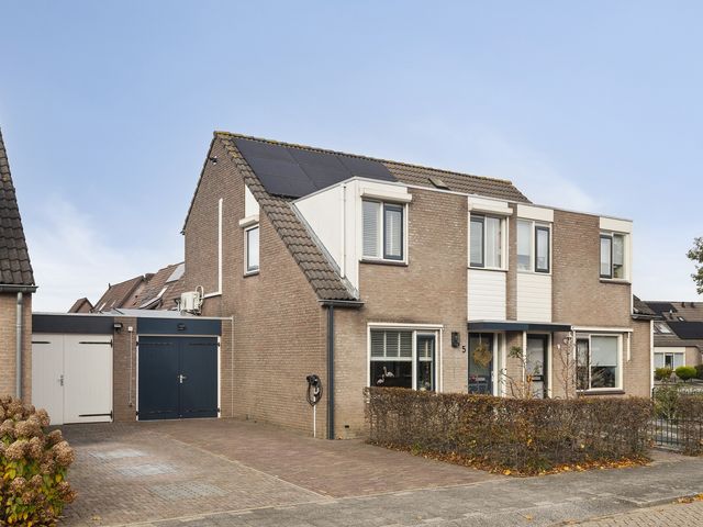 Clematisstraat 5, Opheusden