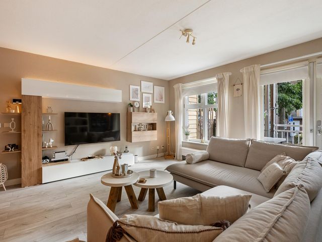 Mattenbiesstraat 64, Rotterdam