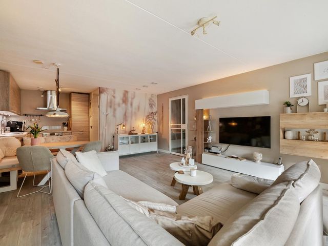 Mattenbiesstraat 64, Rotterdam