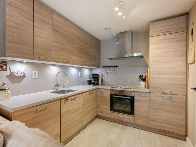 Mattenbiesstraat 64, Rotterdam