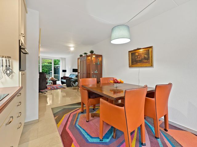 Berkenhof 8, Maasland