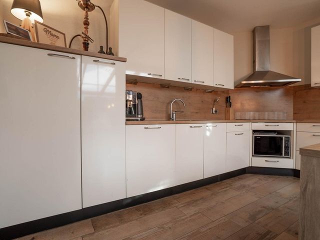 Duinroosstraat 4, Bakel