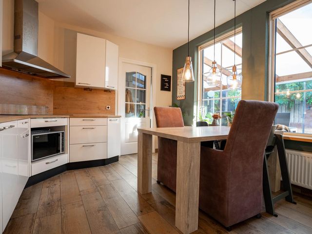 Duinroosstraat 4, Bakel