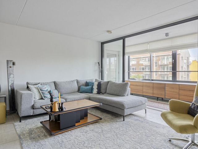 Oostzeedijk 294A, Rotterdam