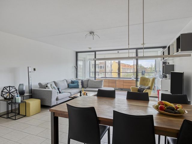 Oostzeedijk 294A, Rotterdam