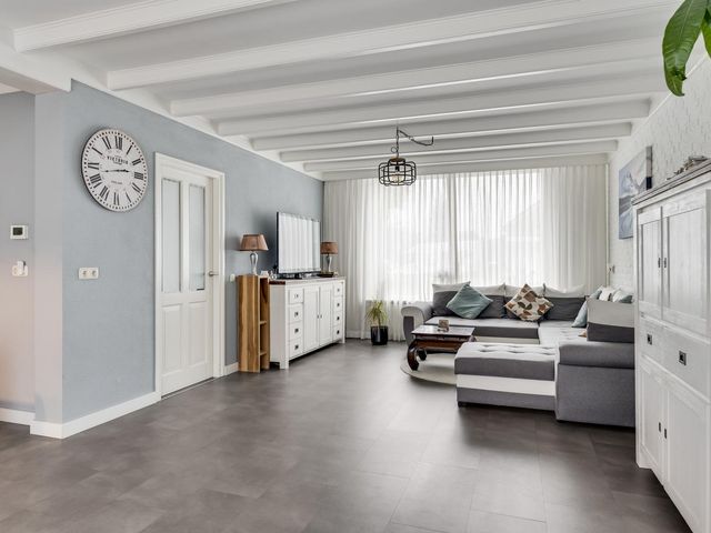 Leeuwebekstraat 54, Ospel