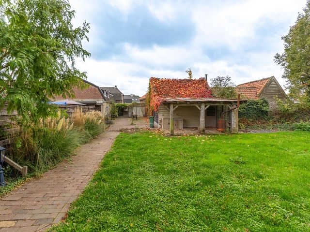 Spoorstraat 58, Vierlingsbeek