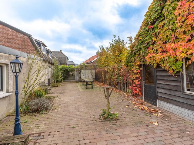 Spoorstraat 58, Vierlingsbeek