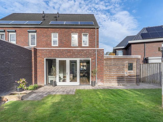 d'n Hof 45, Overloon