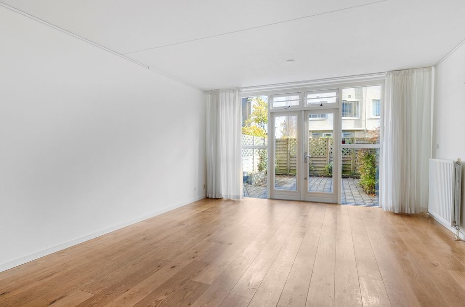 Louise Henriëttestraat 2B