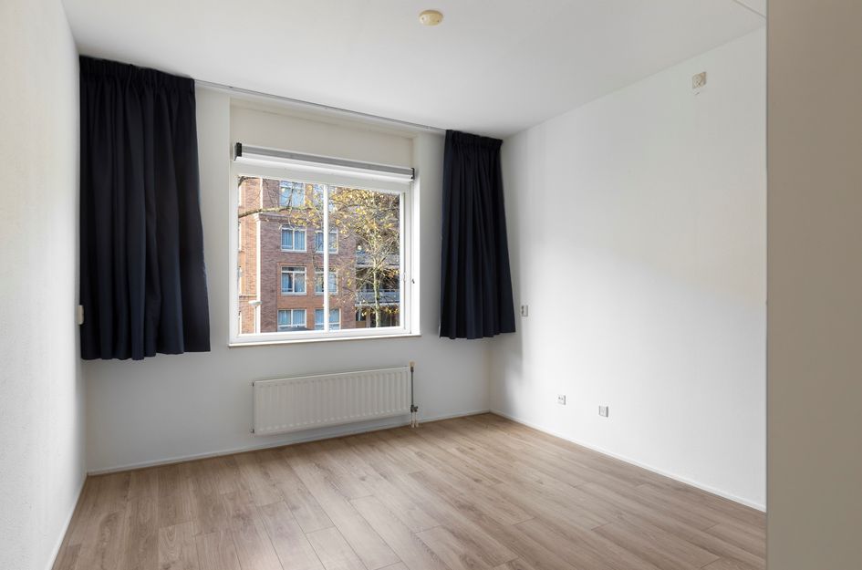 Louise Henriëttestraat 2B