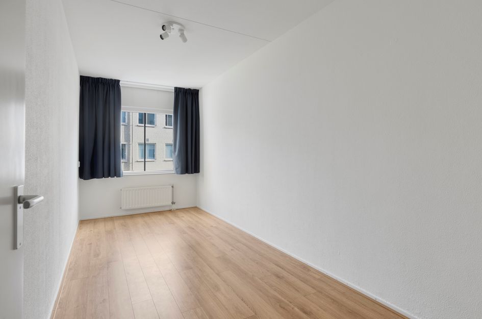 Louise Henriëttestraat 2B