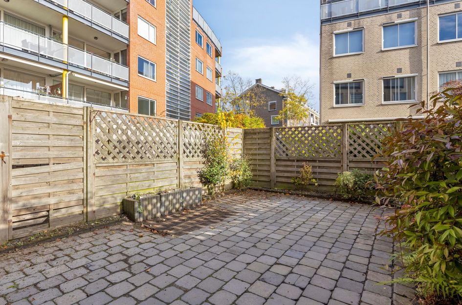 Louise Henriëttestraat 2B