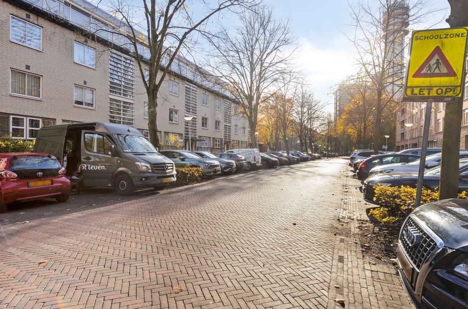 Louise Henriëttestraat 2B