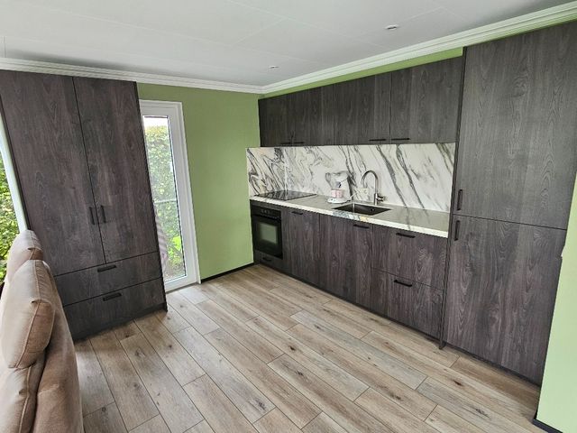 Achterzeedijk 1A42, Barendrecht