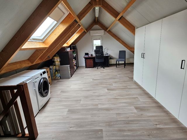 Achterzeedijk 1A42, Barendrecht