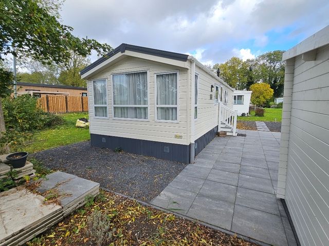 Achterzeedijk 1A154, Barendrecht