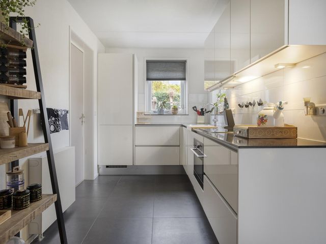 Parelmoerboog 10, Terneuzen