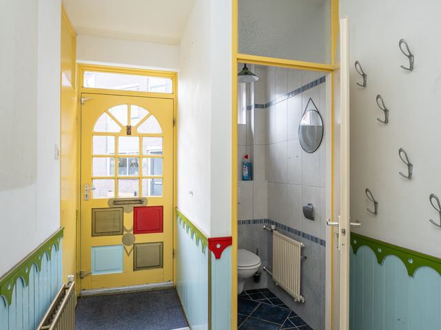 Beatrixlaan 107, Den Burg