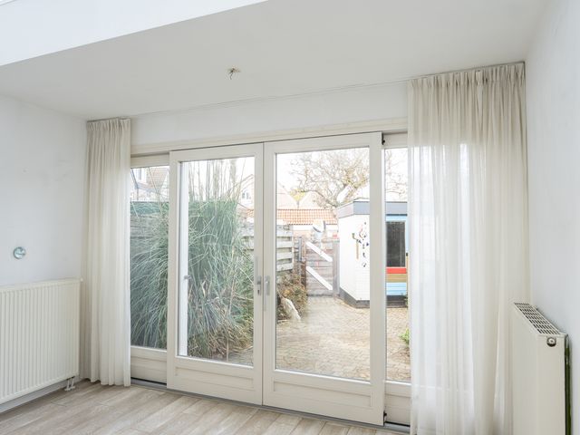 Beatrixlaan 107, Den Burg