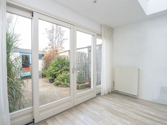 Beatrixlaan 107, Den Burg