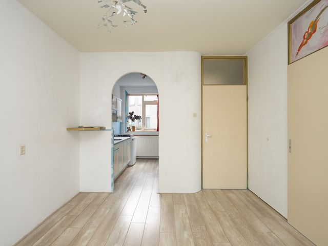 Beatrixlaan 107, Den Burg