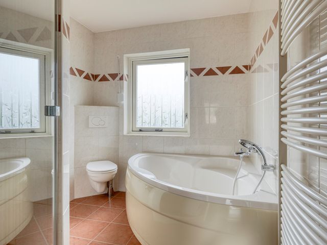 Akkerstraat 1, Genderen