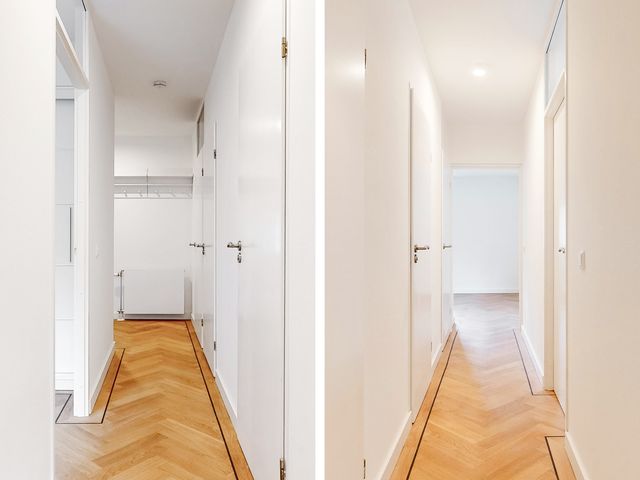 Troelstraplein 11, Leiden