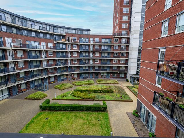 Ommedijk 64, Leiderdorp