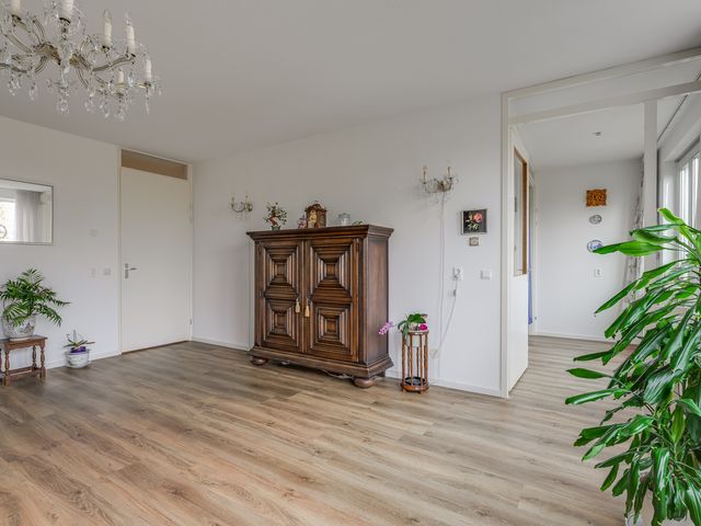 Ommedijk 64, Leiderdorp