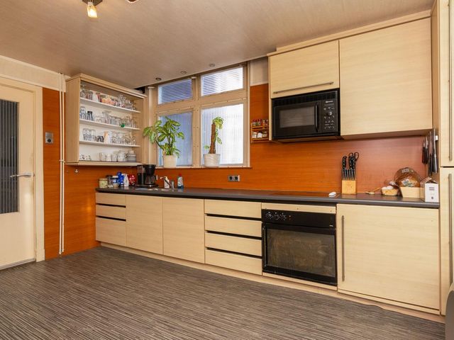 Hoofdstraat 198, Bovenkarspel