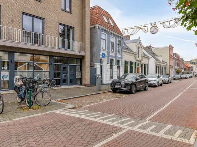 Ginnekenweg 282, Breda