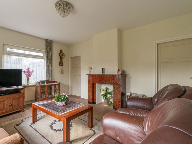 Laauwikstraat 75, Lent