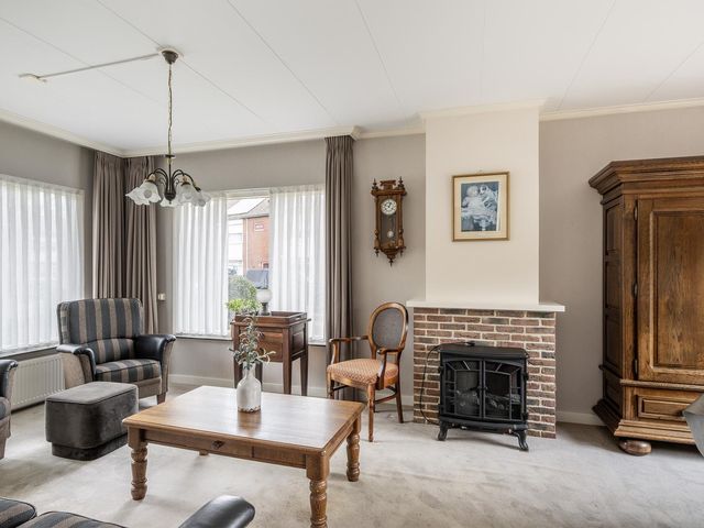 Beatrixlaan 13, Scherpenisse