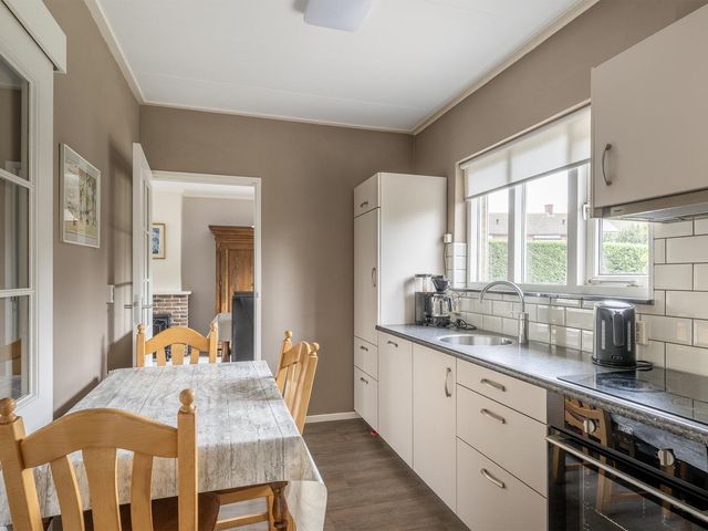 Beatrixlaan 13, Scherpenisse