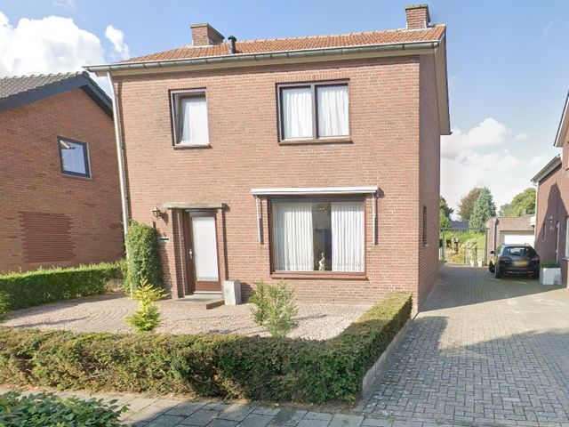 Vlassertstraat 6, Overloon