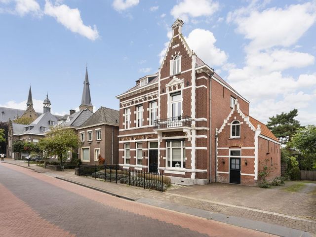 Raadhuisstraat 6, Terheijden