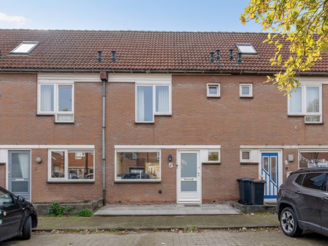 Dovenetelstraat 5, Purmerend