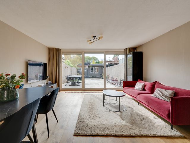 Dovenetelstraat 5, Purmerend