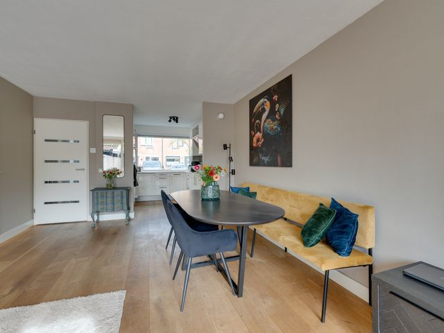 Dovenetelstraat 5, Purmerend