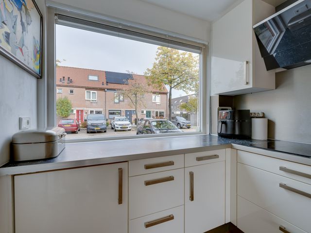 Dovenetelstraat 5, Purmerend