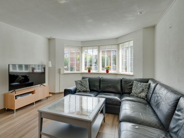 Jacques Bloemhof 60, Hoorn