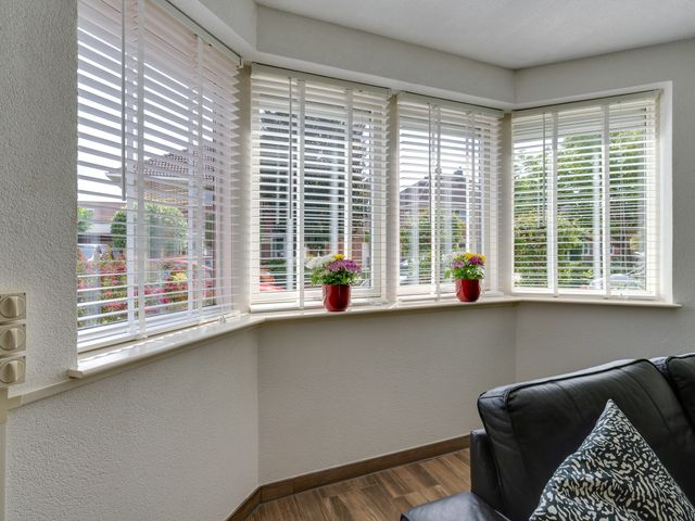 Jacques Bloemhof 60, Hoorn